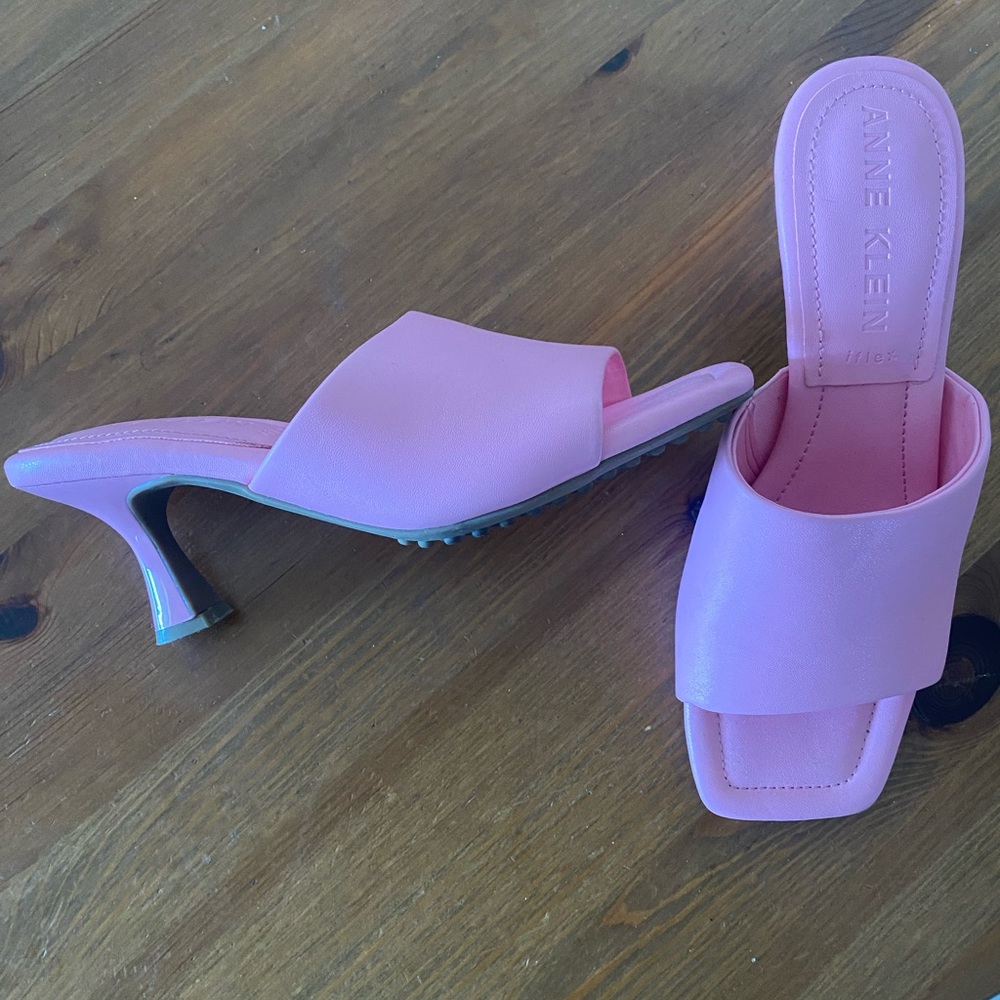 Anne Klein “Jasmine” sandal